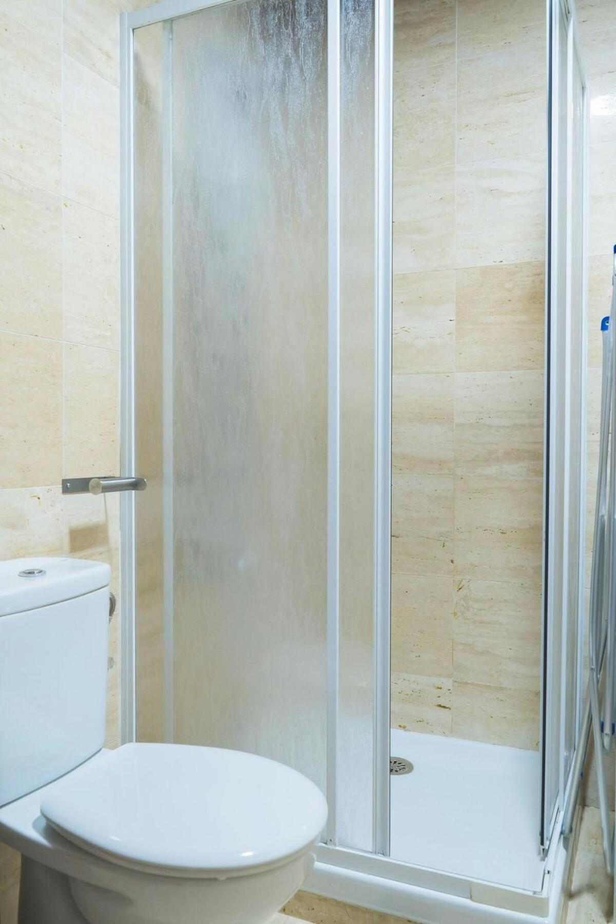 Centrico Apartamento En Calle Carreteria - Málaga Buitenkant foto