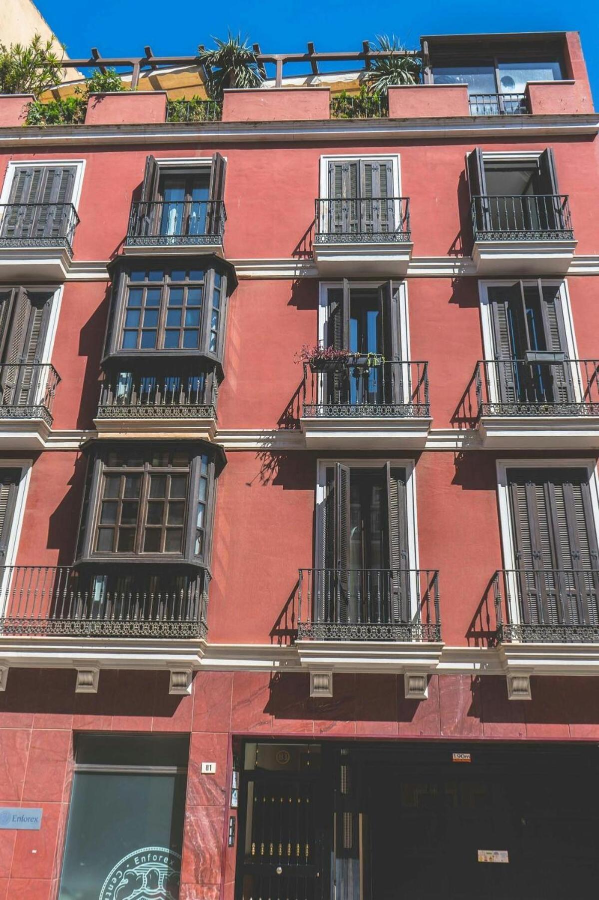 Centrico Apartamento En Calle Carreteria - Málaga Buitenkant foto