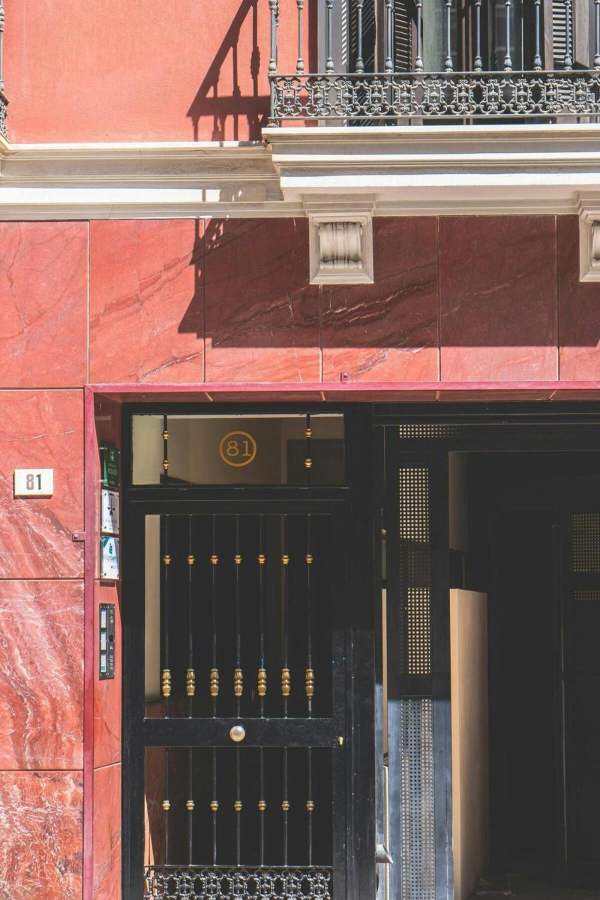 Centrico Apartamento En Calle Carreteria - Málaga Buitenkant foto