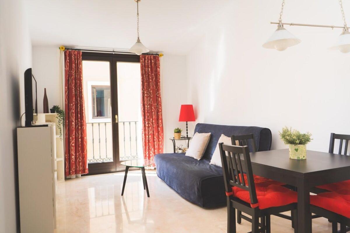 Centrico Apartamento En Calle Carreteria - Málaga Buitenkant foto